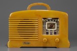 FADA Catalin L-56 Radio in Translucent Onyx Green - All Original